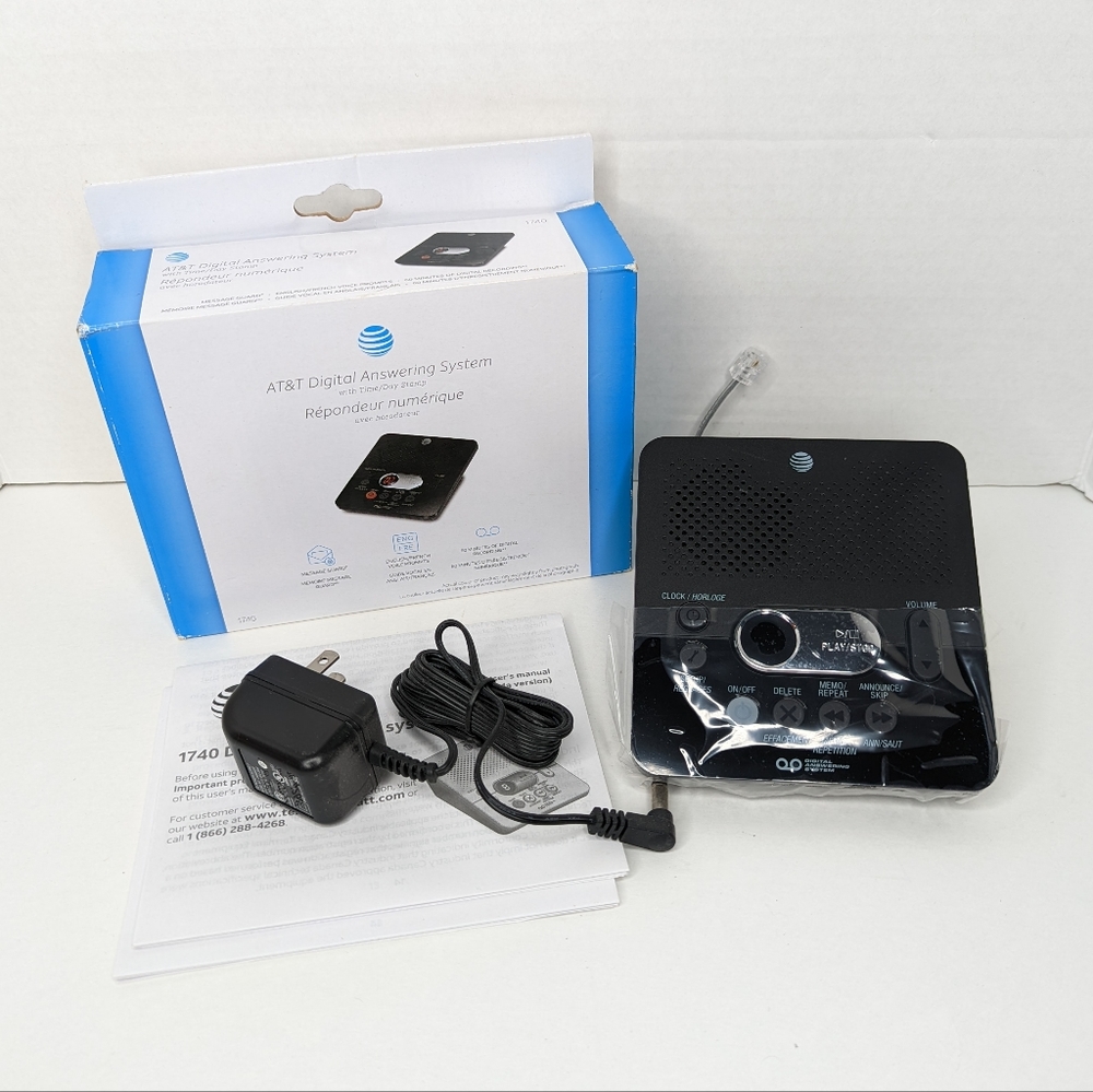 AT&T Digital Answering System With Time/Day Stamp Model 1740